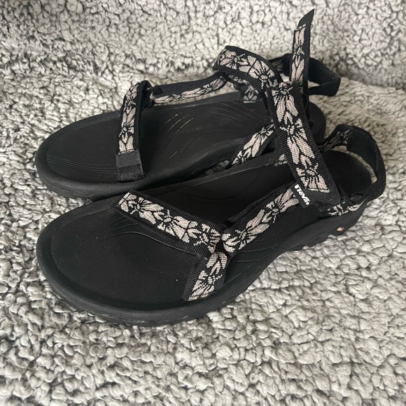 Teva Hurricane 4 Sandals Womens Size 10 - Picture 3 of 5